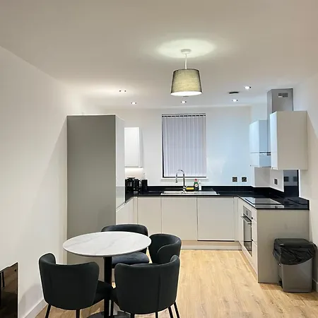 Gemstone - 1bdr Appartement *